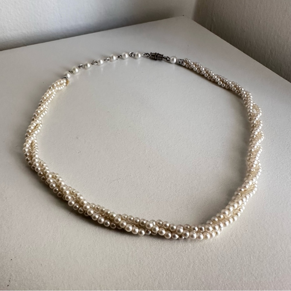 Vintage Twisted Pearl Necklace